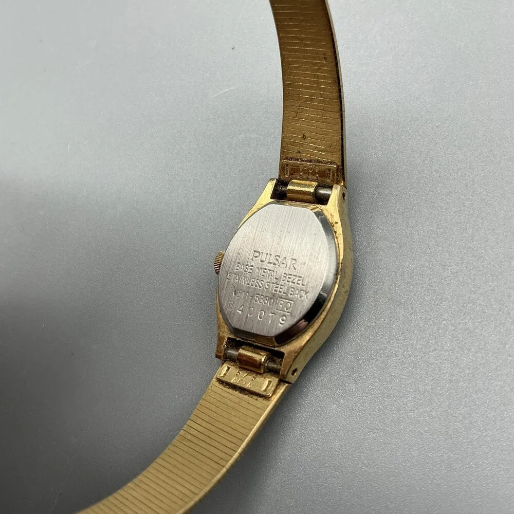 Vtg Pulsar Womens Watch 17mm Gold Tone Bracelet V811-5880 New Battery 6.75